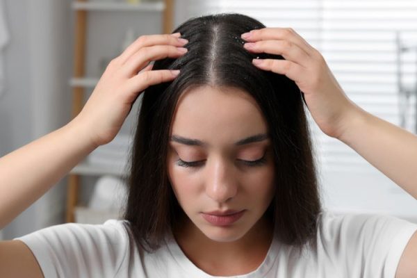 10 Kebiasaan Sehari-hari yang Mendukung Pertumbuhan Rambut Sehat