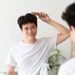 7 Cara Menjaga Kesehatan Rambut Pria dengan Mudah