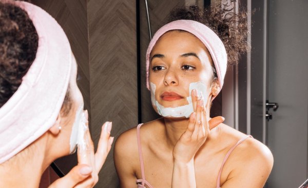 5 Masker Wajah DIY untuk Mengatasi Acne 5 Masker Wajah DIY untuk Mengatasi Acne