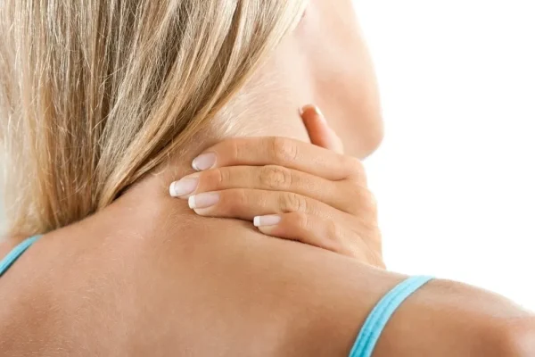 7 Cara Redakan Leher Sakit Tanpa Obat 7 Cara Redakan Leher Sakit Tanpa Obat