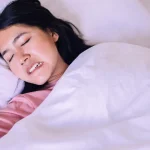 7 Tips Menghindari Gigi Gemeretak Saat Tidur (Bruxism)
