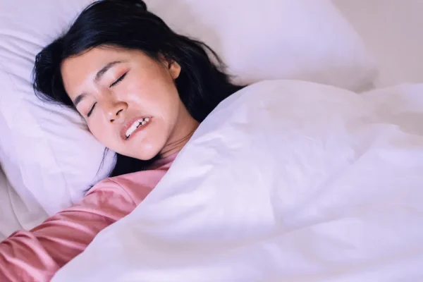 7 Tips Menghindari Gigi Gemeretak Saat Tidur (Bruxism) 7 Tips Menghindari Gigi Gemeretak Saat Tidur (Bruxism)