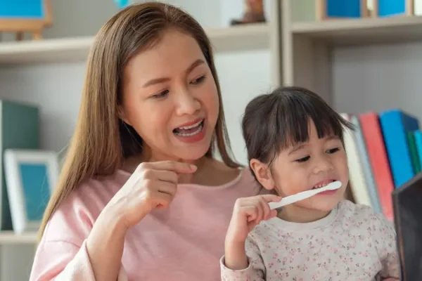 10 Kebiasaan Baik untuk Menjaga Kesehatan Mulut dan Gigi