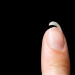 5 Cara Mengatasi Kuku Pecah di Tengah
