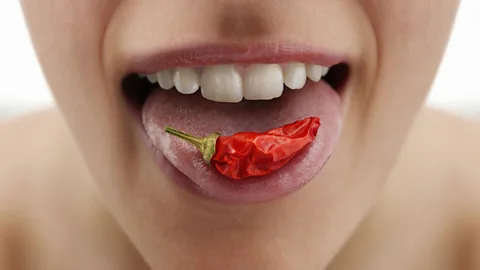 7 Makanan yang Bisa Menyebabkan Lidah Teriritasi 7 Makanan yang Bisa Menyebabkan Lidah Teriritasi