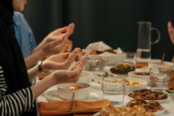 7 Tips Menjalani Diet Saat Bulan Puasa 7 Tips Menjalani Diet Saat Bulan Puasa